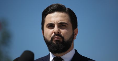 "Kaczyński doskonale wie". Wrze po weselu człowieka Ziobry