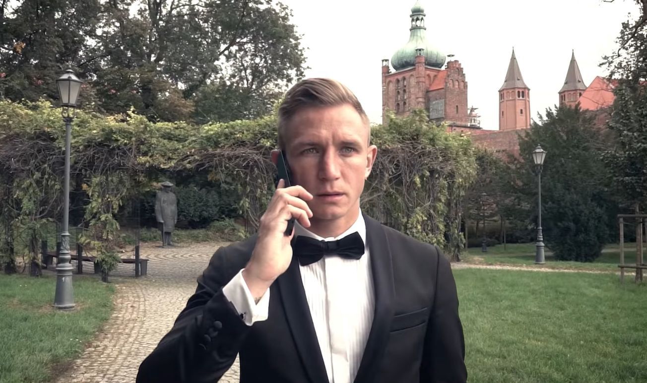 Jakub Rzeźniczak wcielił się w Jamesa Bonda