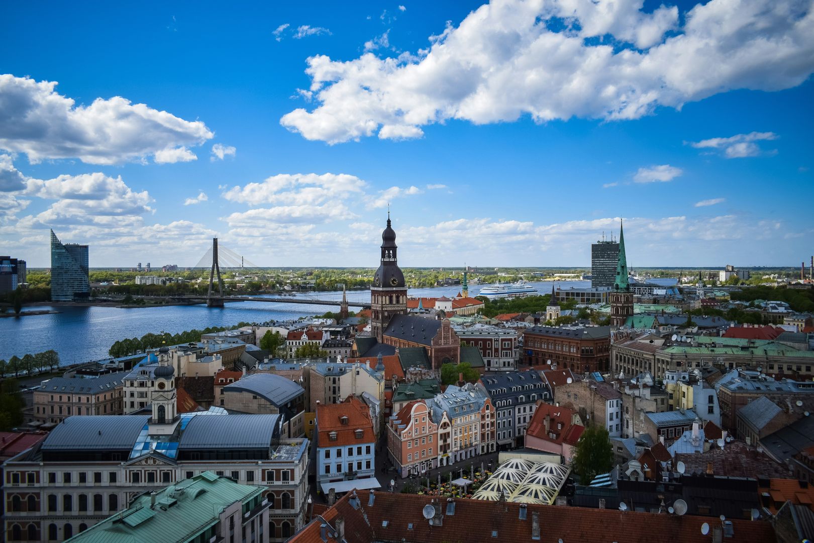 Łotwa pozbywa się rosyjskich pamiątek. "Zamiast Puszkina, Mülenbach"