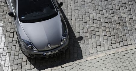 Renault Laguna Coupé 2,0 dCi 4Control - test [galeria zdjęć]