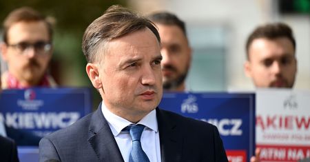Mimo zakazu Ziobro znów mówi o Holland. "Język propagandy"