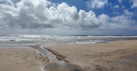 Sotavento na Fuerteventurze. Ta plaża zmienia się z pływami