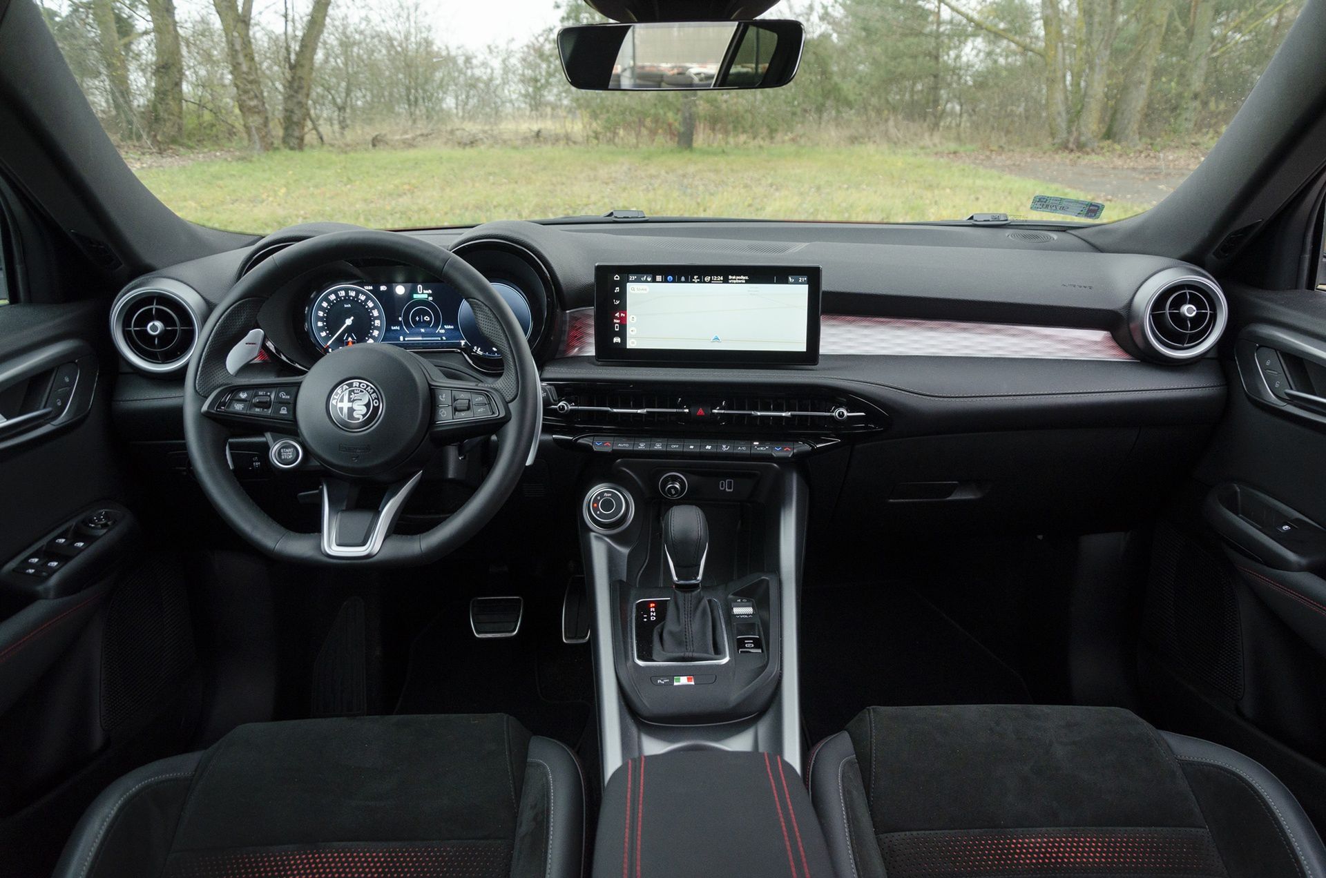 Alfa Romeo Tonale vs. Range Rover Evoque