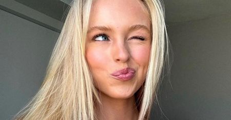 22-letnia Julia Tychoniewicz IMPONUJE internautom umięśnionymi nogami, pozując W BIKINI. "Figura idealna" (FOTO)