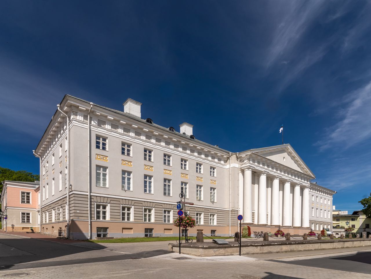 Ukradł zabytkowe księgi. Sąd wydał wyrok