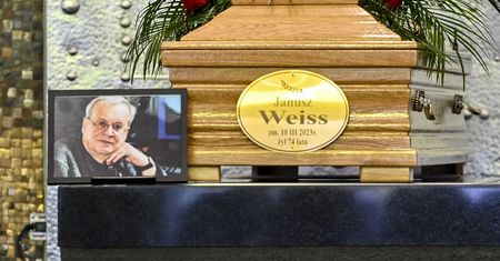 Pogrzeb Janusza Weissa. Rodzina i przyjaciele pożegnali legendarnego dziennikarza