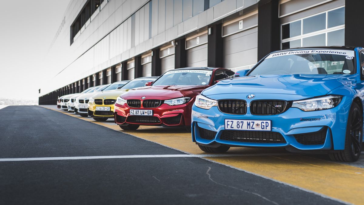 Na szkoleniach pojawia się cała gama pojazdów BMW