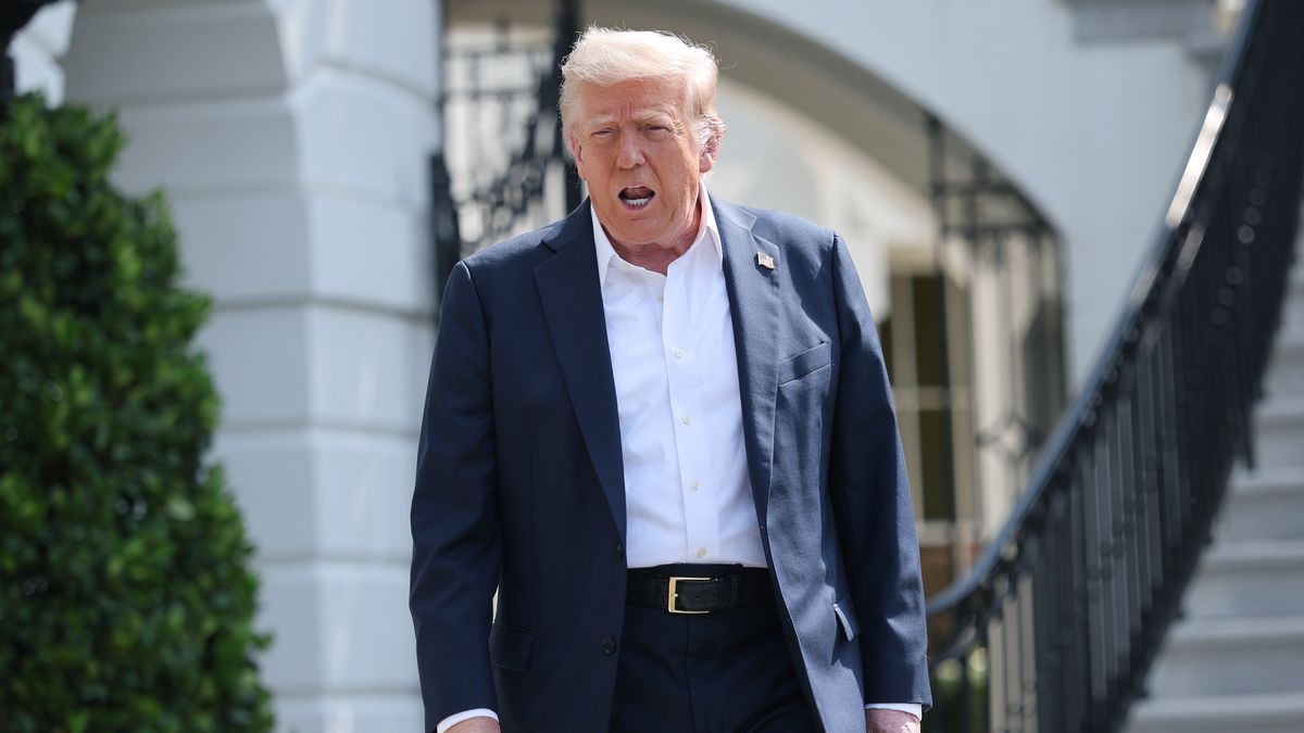 WASHINGTON, DC - JULY 11: U.S. President Donald Trump departs the White House on July 11, 2025 in Washington, DC. Trump is scheduled to travel to Central Texas today to meet with first responders and local elected officials involved with the recovery process from last week's flash flooding event that has claimed more than 120 lives.  (Photo by Win McNamee/Getty Images)