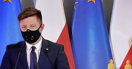 Koronawirus. Zmiana w kolejności szczepień. Przewlekle chorzy przed służbami mundurowymi