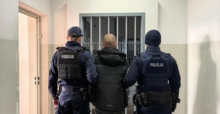 Atak nożownika w Tarnowie. Kobieta raniona podczas napadu