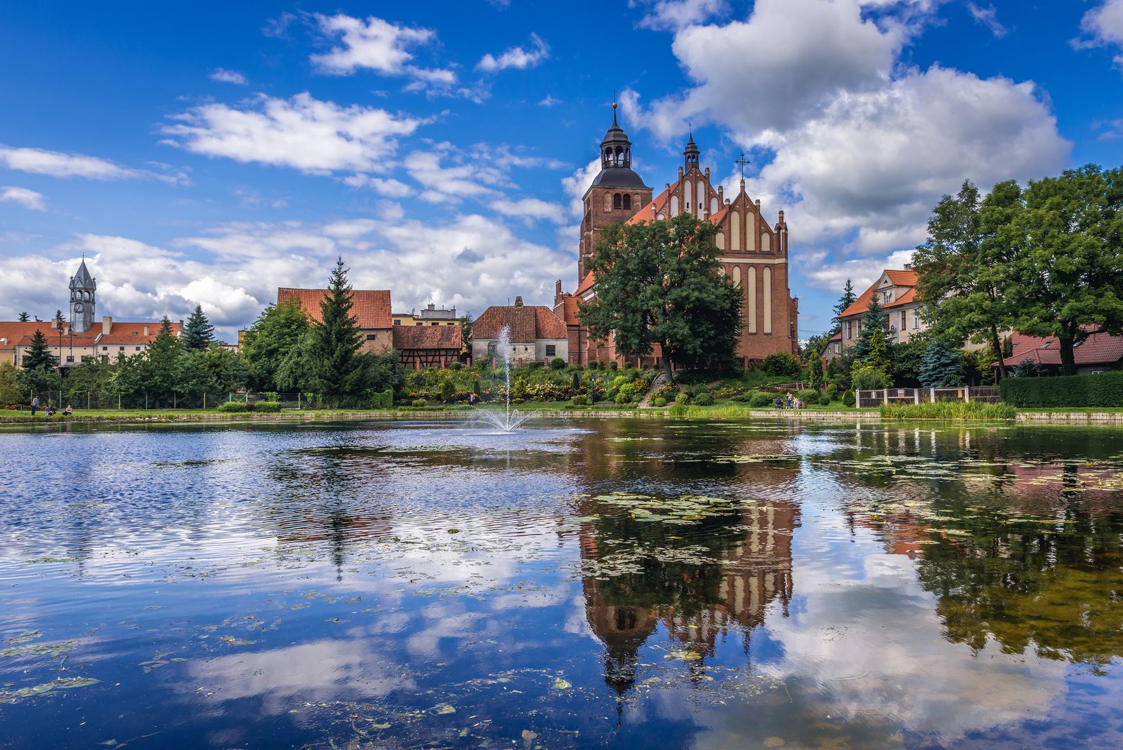 Piękne położenie nad wodą to jeden z głównych atutów Barczewa