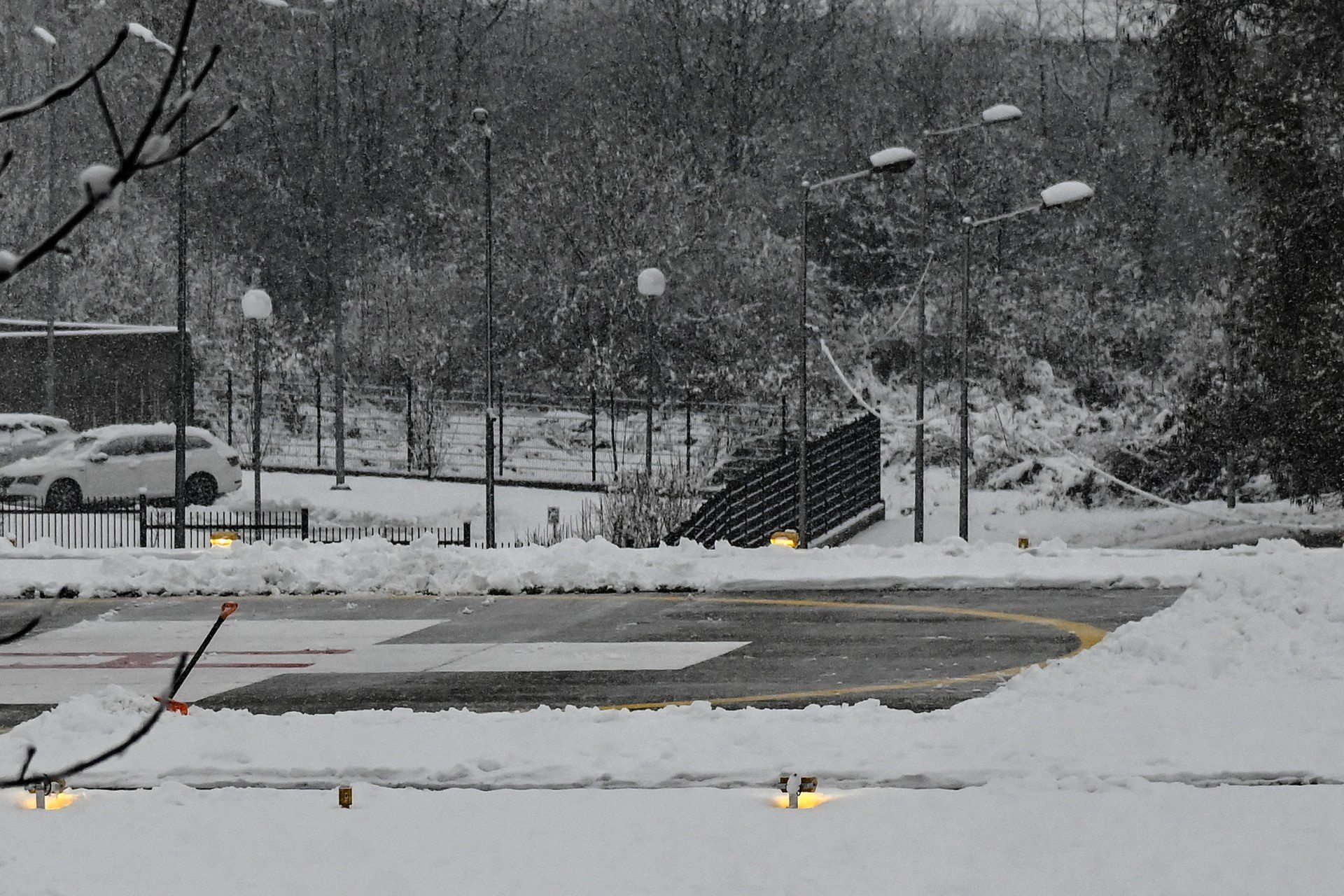 Otwarcie lądowiska dla helikopterów Lotniczego Pogotowia Ratunkowego w Jaśle