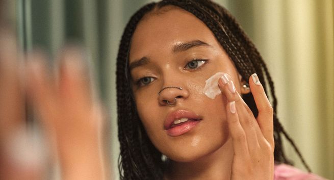 Sara James twarzą kampanii Rossmanna o samoakceptacji