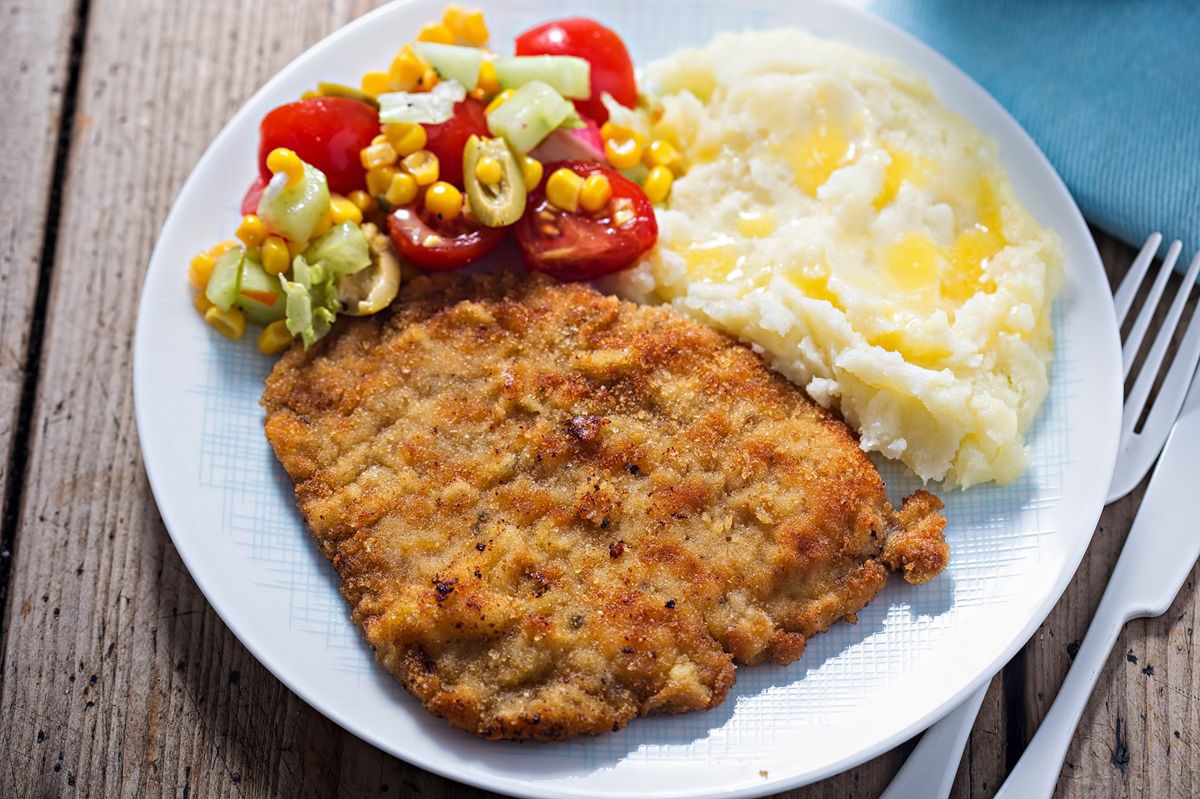 Recipe for Mexican-style pork chops.