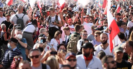 Dziennikarz OKO.press zaatakowany w trakcie Marszu Powstania Warszawskiego