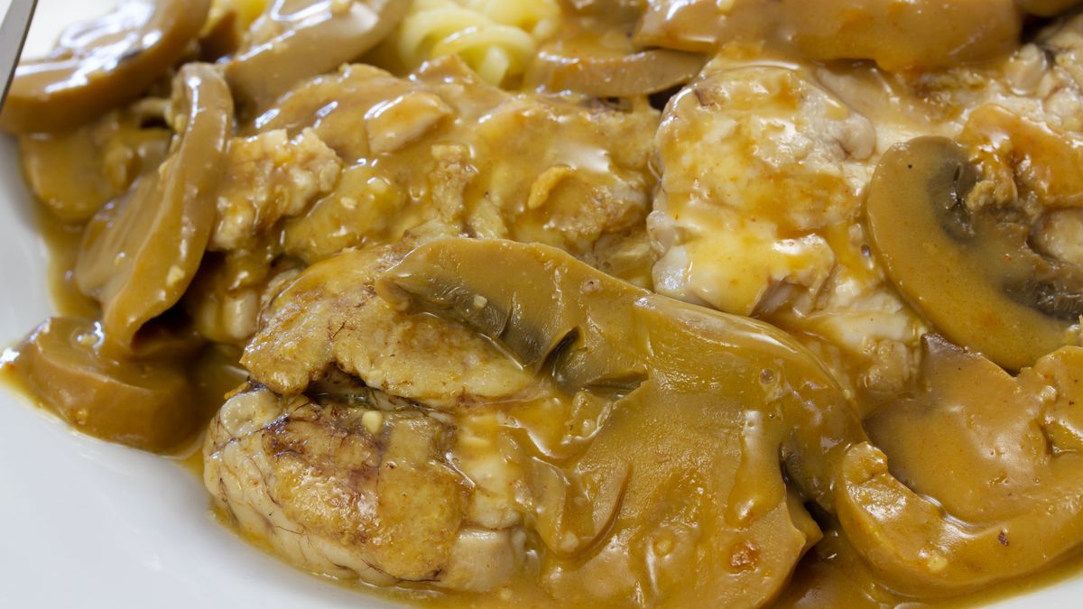 Móżdżek w aromatycznym sosie