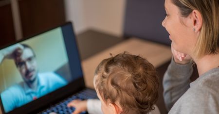 Szczepienia a widzenia. Koronawirus stał się pretekstem do alienacji rodzicielskiej