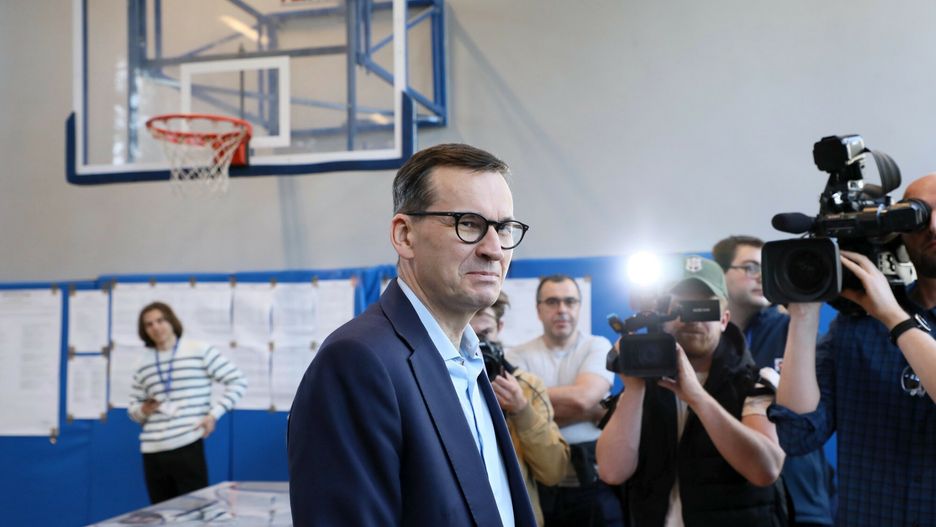 Wybory samorz?dowe 2024 - g?osowanie VIP-�w
Fot. Dawid Wolski/East News, Warszawa, 07.04.2024. Wybory samorzadowe 2024 - glosowanie VIP-ow. Byly premier Mateusz Morawiecki zaglosowa? w Szkole Podstawowej nr 205 im. Zolnierzy Powstania Warszawskiego przy ul. Spartanskiej.
Dawid Wolski
