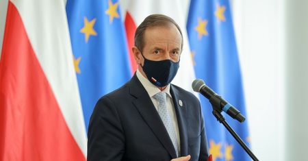 Głosowanie ws. muru na granicy. "Widać pęknięcie w pakcie senackim"