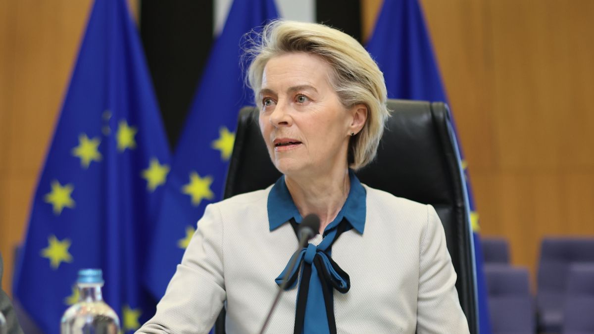 European Commission President Ursula von der Leyen attends a strategic dialogue with leaders of the European defense industry in Brussels, Belgium, 12 May 2025. EPA/OLIVIER HOSLET / POOL Dostawca: PAP/EPA.