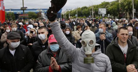Białoruś. Opozycjonista Siarhiej Cichanouski aresztowany, protesty w całym kraju