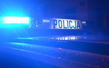 Szedł nocą. Potrącił go samochód. Za kierownicą byłą jego żona