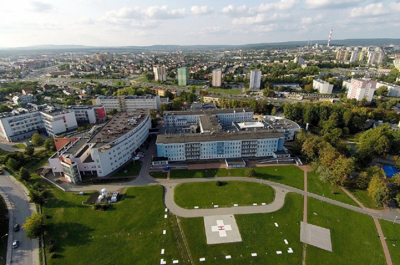 Kielce. Pomyłka przy liczeniu testów na koronawirusa. Szpital wydal oświadczenie