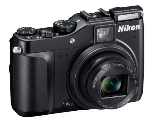 Nikon Coolpix P7000 - lustrzanka w kompakcie? 1