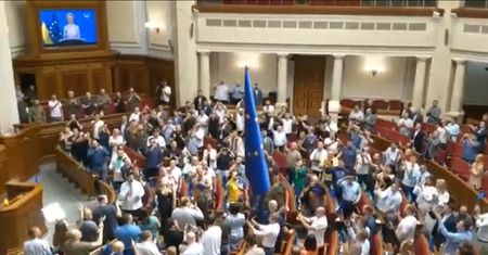 Ważny moment w ukraińskim parlamencie. Czekali na to lata