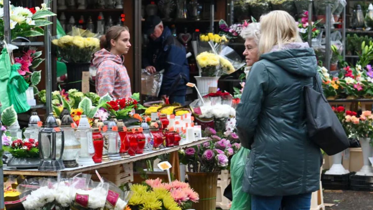 Kładziesz to na grobie? Posypią się mandaty. Uważaj 1 listopada