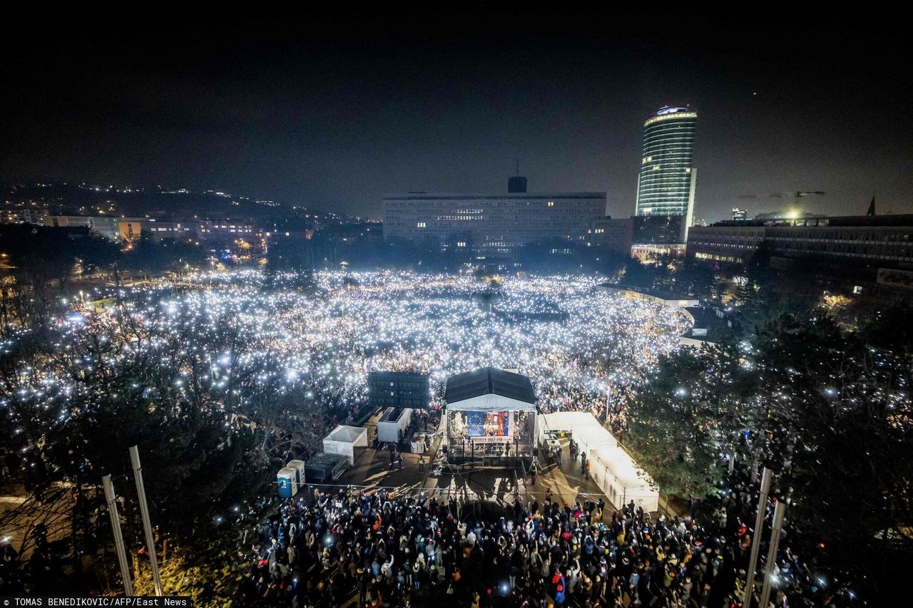 Słowacja protestuje. Chcą ustąpienia Roberta Fico