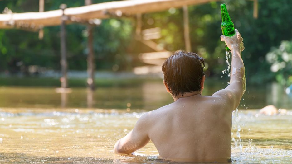 Pijani turyści to plaga wakacyjnych kurortów