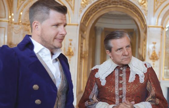 Filip Chajzer jako Wartkonogi Słońce w akcji z New Balance dla domów dziecka (wideo)