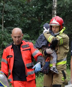 Wstrząsająca relacja ratownika ze zdjęcia. "Bezsilność aż bolała. Dziecko płakało, wołało mamę"