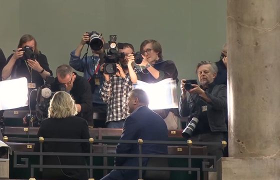 Wywiad nie na sali obrad. Marszałek wyprosił ministra i dziennikarkę TVP Info
