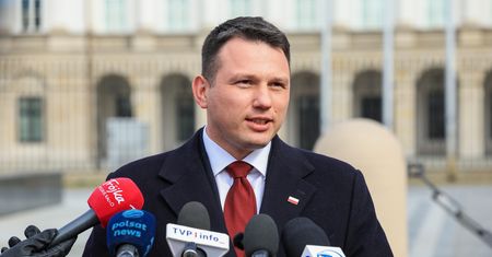 Mentzen traci poparcie. Najnowszy sondaż