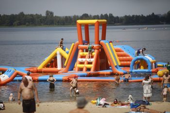 Dąbrowa Górnicza: Tłumy mieszkańców regionu nad Pogorią III. Szukali ochłody podczas upalnego dnia