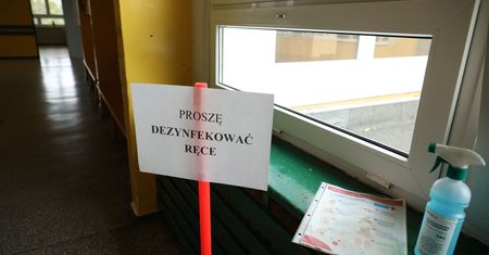 Koronawirus i szkoła. Zakonnica z Poznania zakażona. Uczyła religii