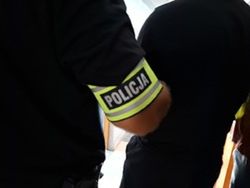 Kradł z własnej pracy. 27-latek z gminy Mstów włamywał się do sejfu na stacji paliw, gdzie był zatrudniony