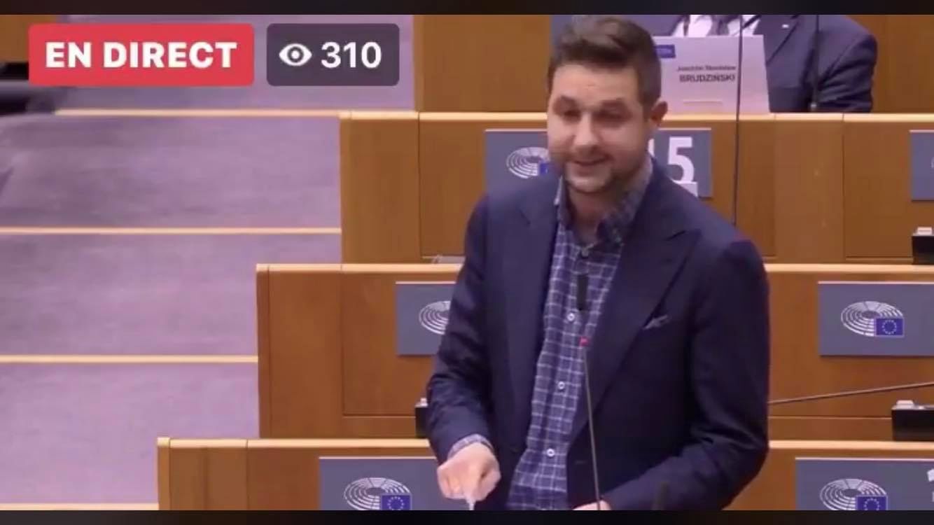 Wystąpienie Patryka Jakiego w PE rozpętało burzę w sieci