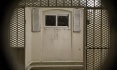 Zaskakująca ucieczka z więzienia pod Lyonem. 20-latek znalazł nietypową kryjówkę