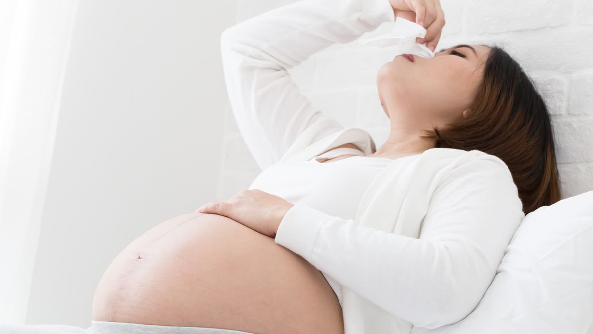 Krew z nosa w ciąży pojawia się u wielu kobiet.