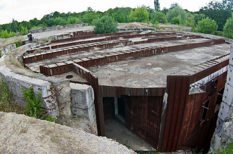 Wyprawa do gigantycznego radzieckiego bunkra w Mołdawii [zdjęcia] 2