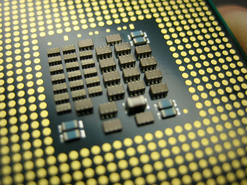 Intel czy AMD? (fot. na lic. CC; Flickr.com/by rcmaclean)