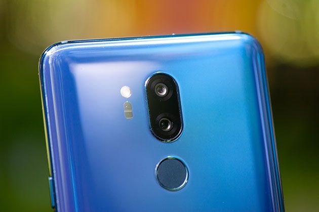LG G7 - tył fioletowo-niebieski