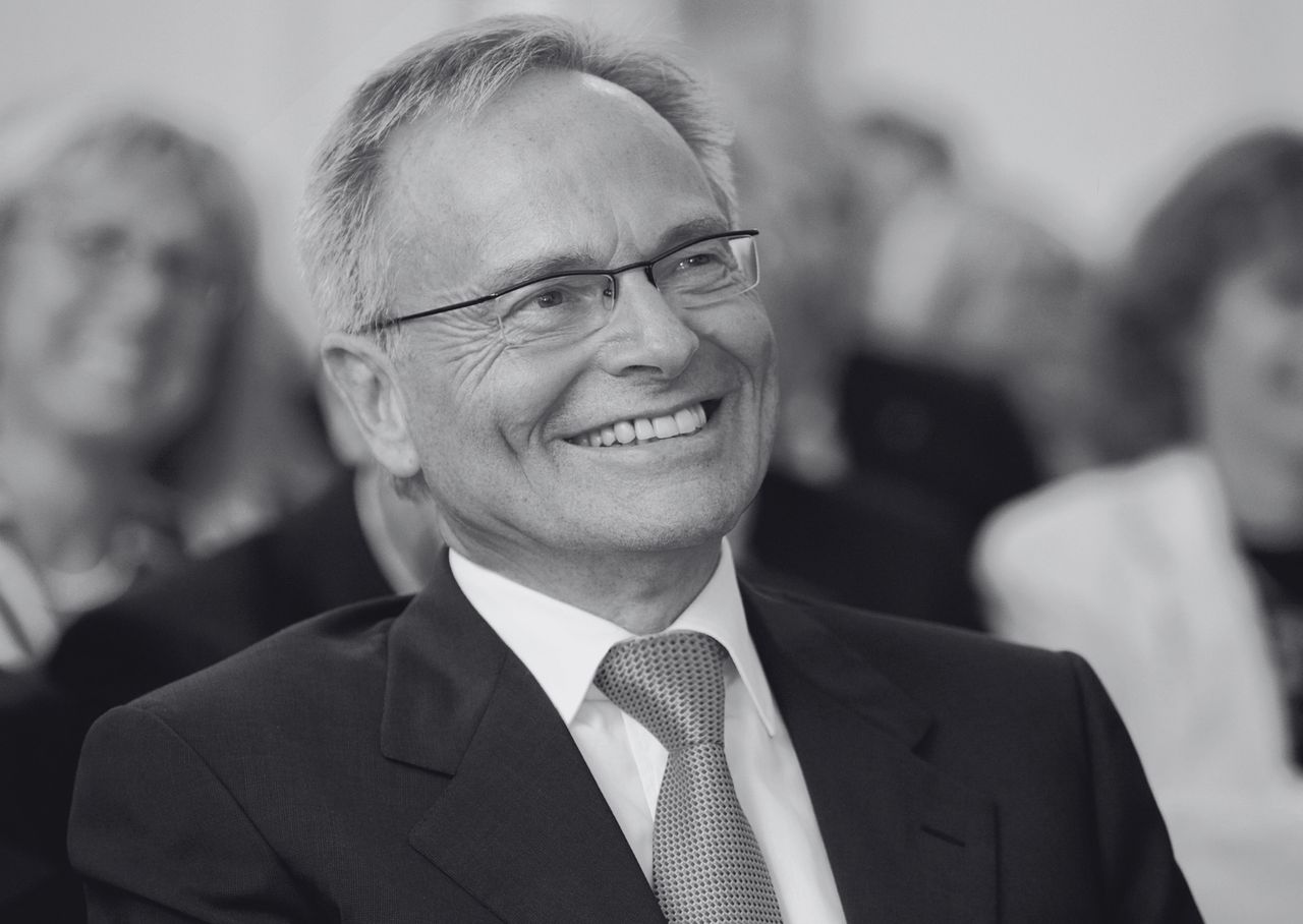 Optical titan Günther Fielmann passes away, leaving a $2 billion empire and a legacy of innovation