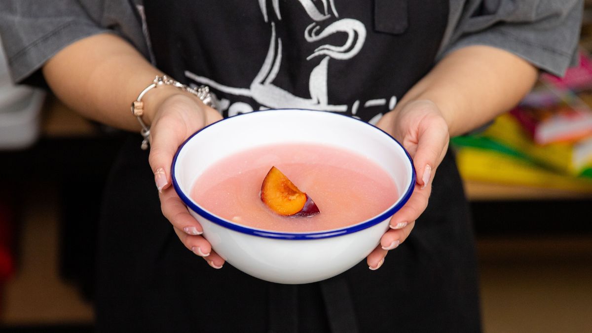 Zupa w owocowym wydaniu świetnie wpisuje się w wiosenne menu