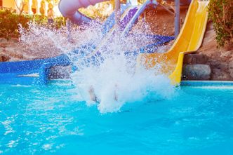 Poznań. Zaszczepieni wejdą na basen poza kolejką. Niezaszczepieni: "To segregacja"