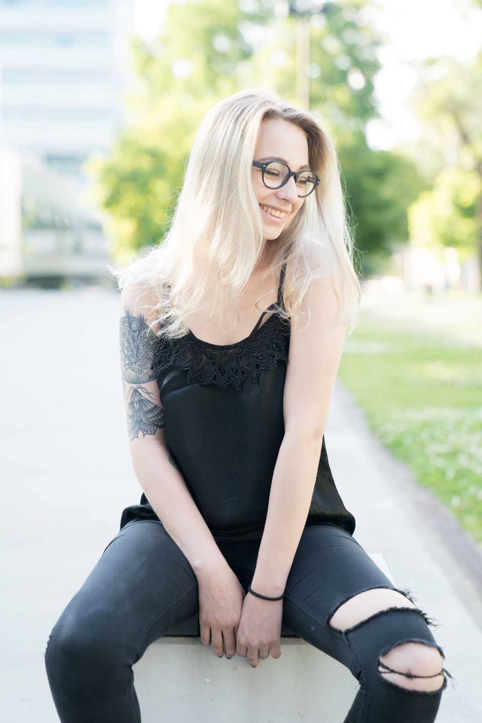 Jak pomóc modelce z pozowaniem podczas robienia portretów? 4