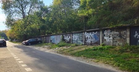 W miejscu krzaków i drzew stanie prywatny akademik? Deweloper z planem na niezagospodarowane działki w centrum Lublina
